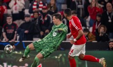 开云体育app-巴塞罗那神奇逆转，坚守主场之利晋级八强