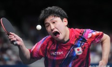 开云体育-法兰克福球队大获全胜，积分榜攀升