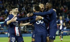 开云平台-包含巴黎圣日耳曼队员遭遇红牌，球队人少作战的词条