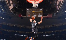 开云体育官方网站-羽坛激战，印尼队轻取泰国队晋级，安赛龙激情点燃赛场