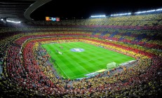 开云体育登录-深圳利刃出鞘！乔治一记关键三分锁定胜局，轻取老鹰展露冠军相