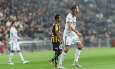 开云下载-伯明翰城客场失利，升级形势未卜