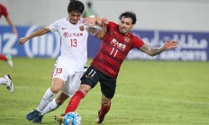 开云下载-球队新援迅速融入战术体系展现实力