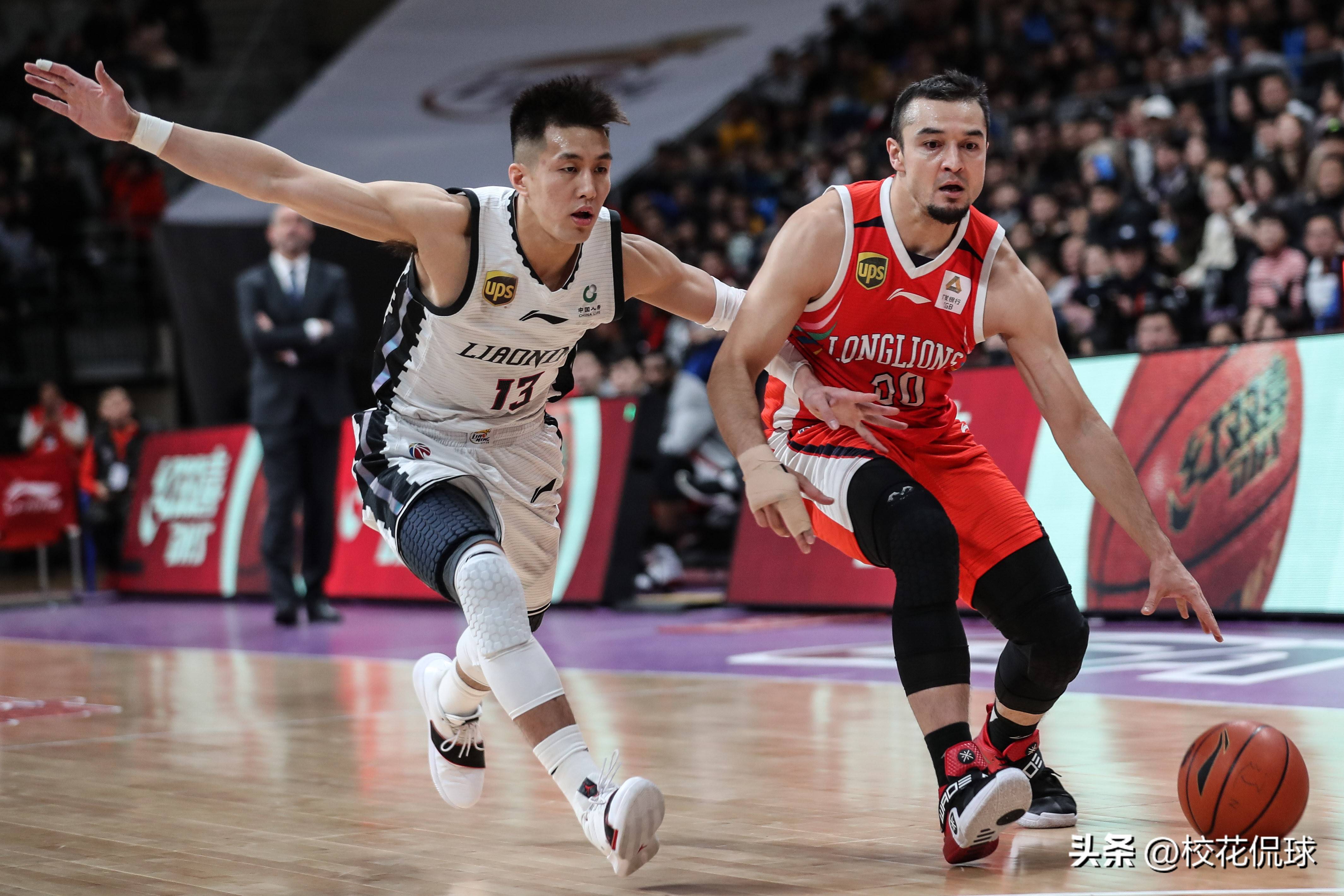 球队近期比赛战况不佳,教练组内部矛盾激化 球队近期比赛战况不佳,教练组内部矛盾激化