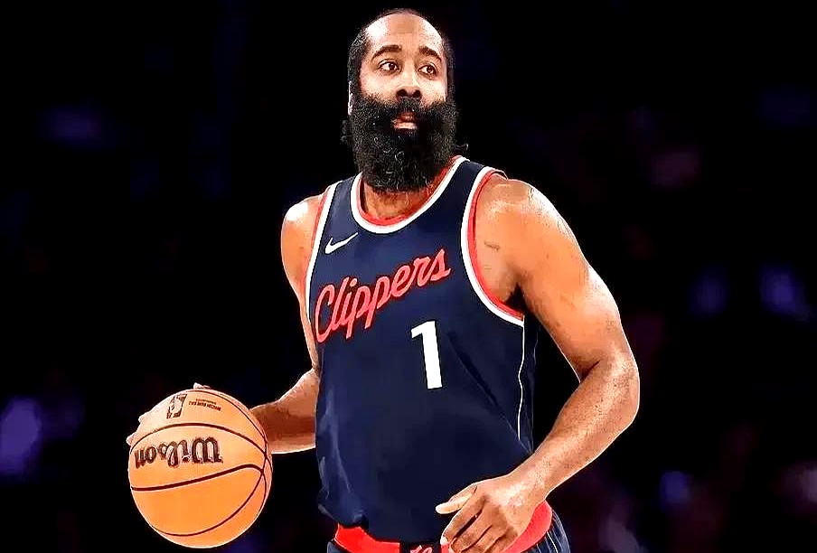 火箭队主帅：哈登即将创下里程碑，球队备战艰难