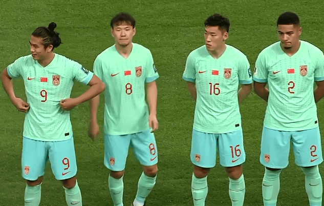 包含佩纳菲尔客场失利，积分榜位置略有下滑的词条