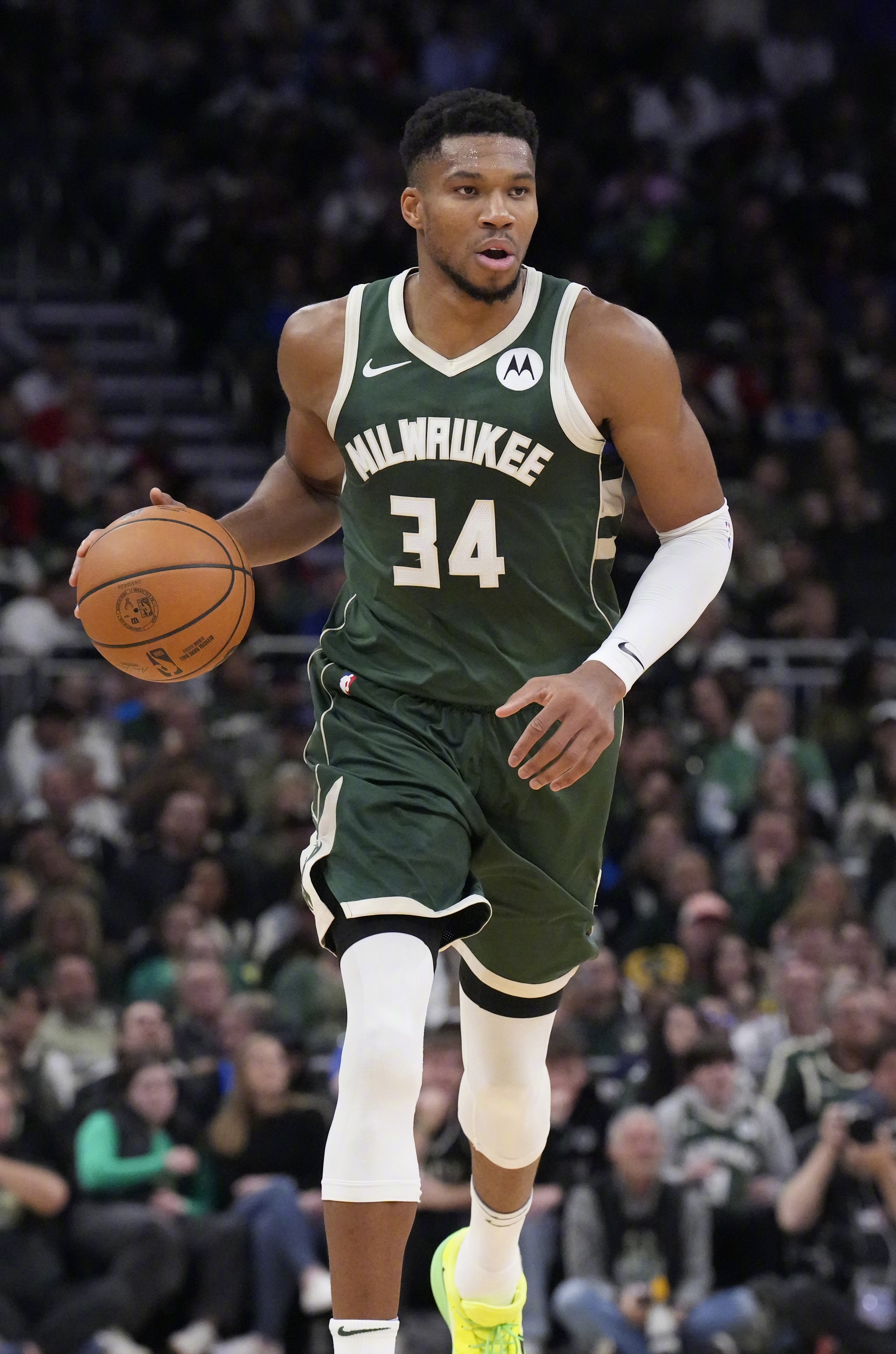 雄鹿再胜活塞，保持西部第一位置的简单介绍