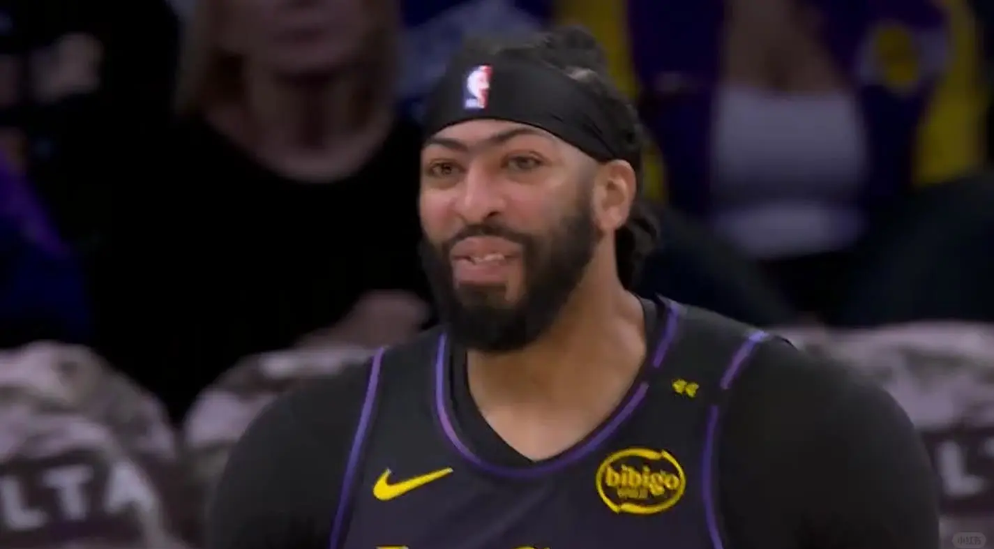 湖人主场大胜魔术,取得三连胜 湖人主场大胜魔术,取得三连胜