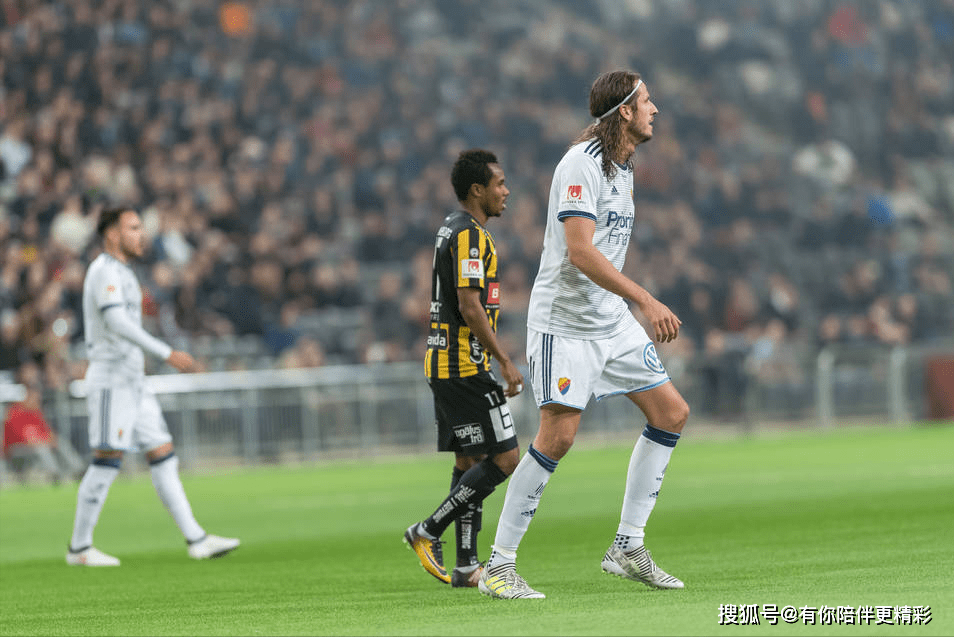 伯明翰城客场失利,升级形势未卜 伯明翰城客场失利,升级形势未卜