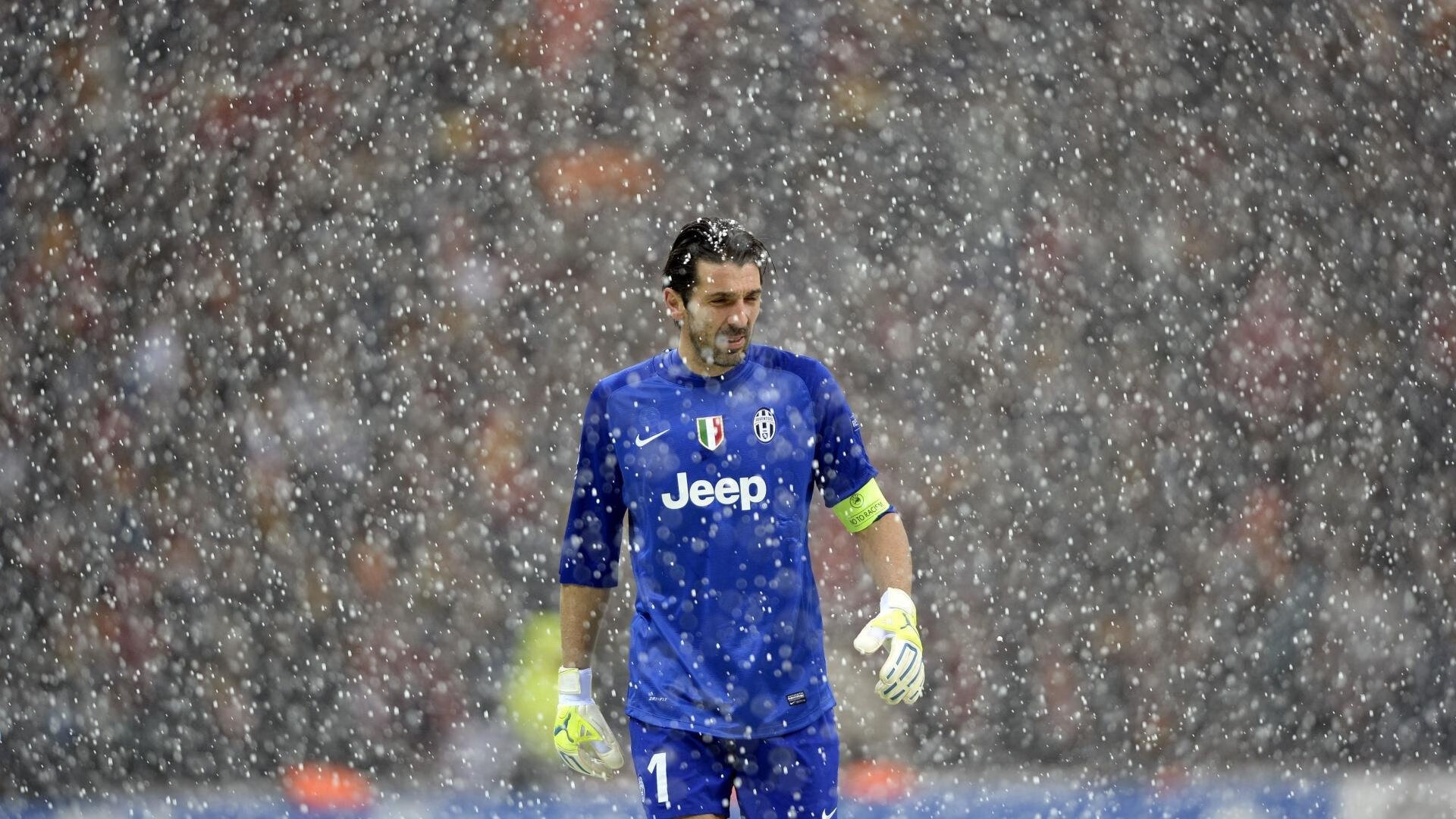 闪击与逆转，迪马利亚一剑封喉背后的足球战争